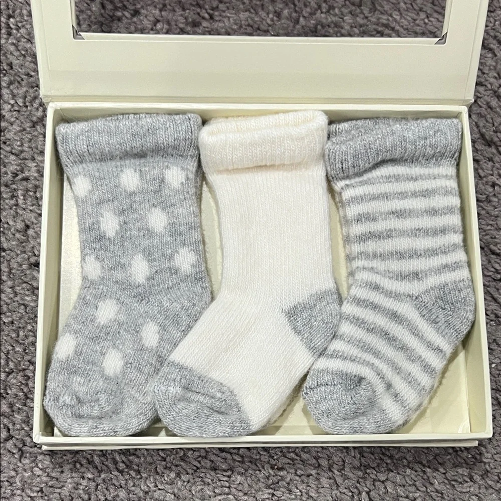 NWT Tucker + Tate Gray and White Baby Socks Trio